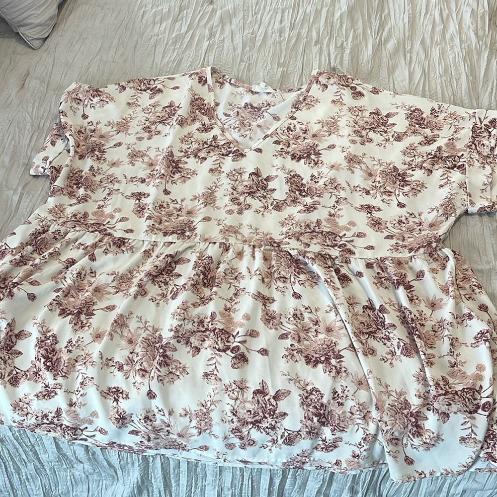 Entro Flowered Pink Drop Waist Soft Short Sleeve Top Women's Size XL